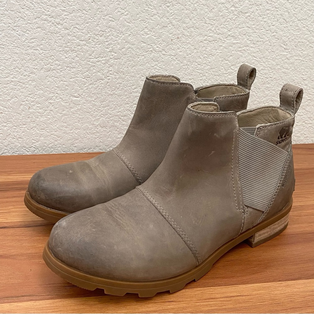 SOREL NL3719-005 Emelie Chelsea Waterproof Booties in  Quarry Gray/Taupe Size 7